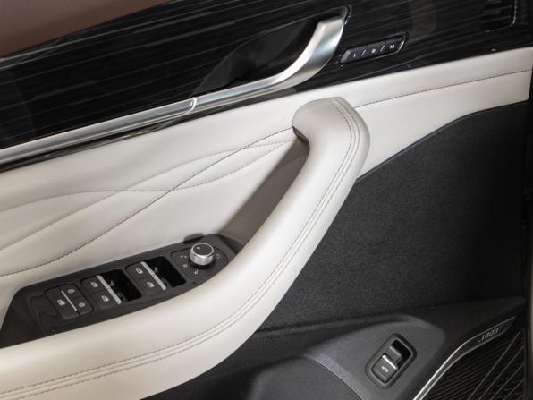 Geely Monjaro I с пробегом 2024 года, цена 3 549 500 рублей, 43887 км, внедорожник, Автокод Объявления