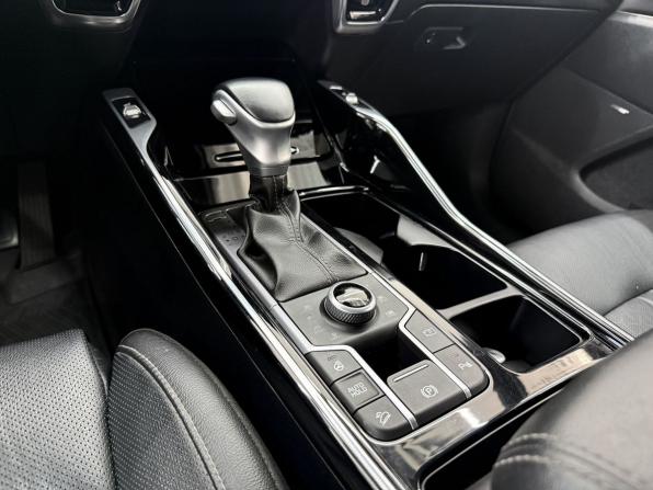 Kia Sorento IV с пробегом 2022 года, цена 3 600 000 рублей, 136923 км, внедорожник, Автокод Объявления