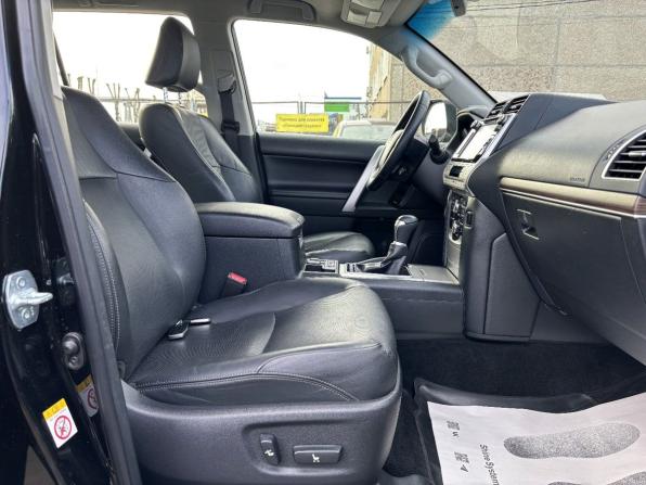 Toyota Land Cruiser Prado 150 Series Рестайлинг 2 с пробегом 2019 года, цена 5 499 000 рублей, 89416 км, внедорожник, Автокод Объявления
