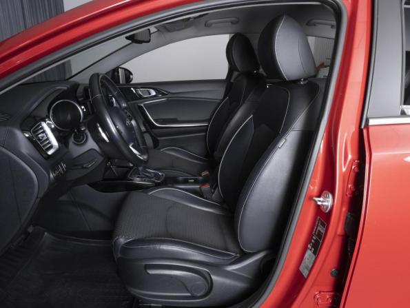 Kia Ceed III с пробегом 2019 года, цена 1 704 000 рублей, 66947 км, хэтчбек, Автокод Объявления