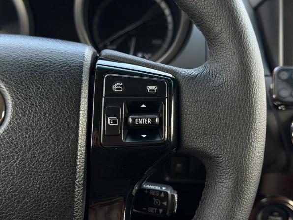 Toyota Land Cruiser Prado 150 Series Рестайлинг 1 с пробегом 2015 года, цена 3 615 000 рублей, 185267 км, внедорожник, Автокод Объявления