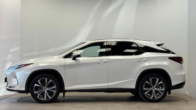 Lexus RX IV Рестайлинг с пробегом 2021 года, цена 5 299 500 рублей, 70112 км, внедорожник, Автокод Объявления