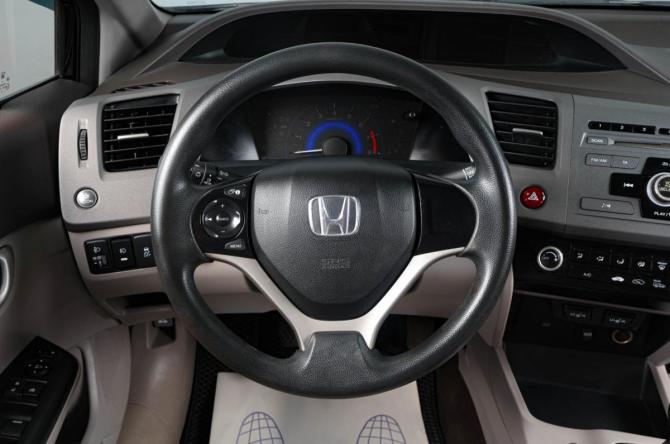 Honda Civic IX с пробегом 2012 года, цена 1 219 000 рублей, 199670 км, седан, Автокод Объявления
