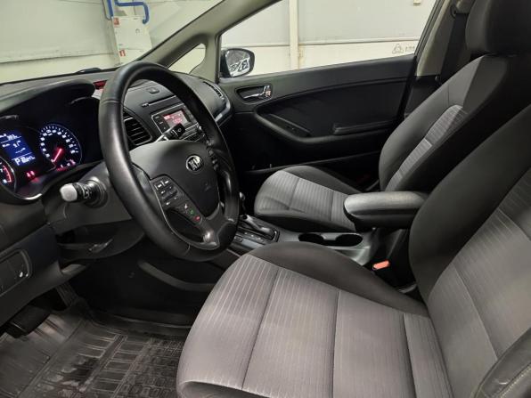 Kia Cerato III с пробегом 2016 года, цена 1 290 000 рублей, 165246 км, седан, Автокод Объявления