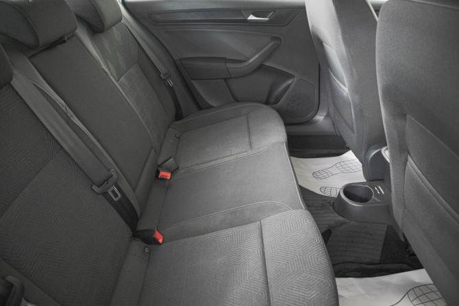 Volkswagen Polo VI с пробегом 2021 года, цена 2 049 000 рублей, 55300 км, лифтбек, Автокод Объявления