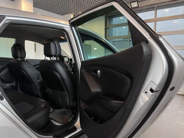 Hyundai ix35 I Рестайлинг с пробегом 2014 года, цена 1 500 000 рублей, 148999 км, внедорожник, Автокод Объявления