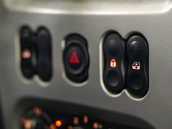 Renault Logan I Рестайлинг с пробегом 2015 года, цена 709 000 рублей, 56764 км, седан, Автокод Объявления