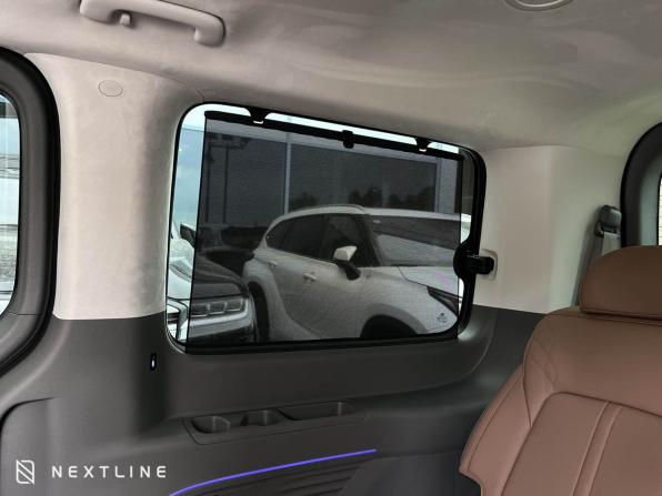 Новый Hyundai Staria I 2025 года, цена 9 990 000 рублей, минивэн, Автокод Объявления