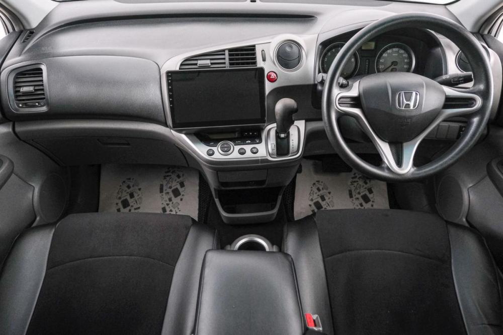 Honda Stream II Рестайлинг Красноярск  - изображение 11