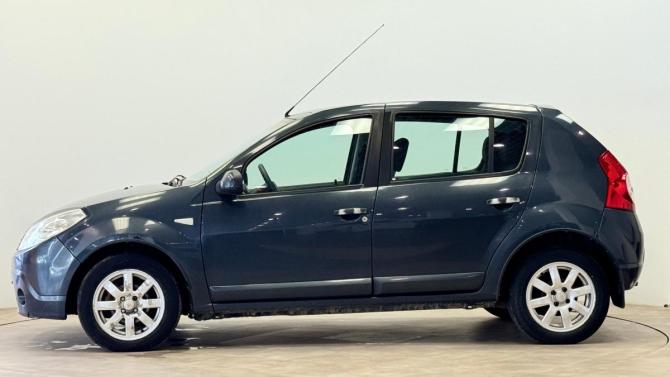 Renault Sandero I с пробегом 2010 года, цена 390 000 рублей, 160092 км, хэтчбек, Автокод Объявления