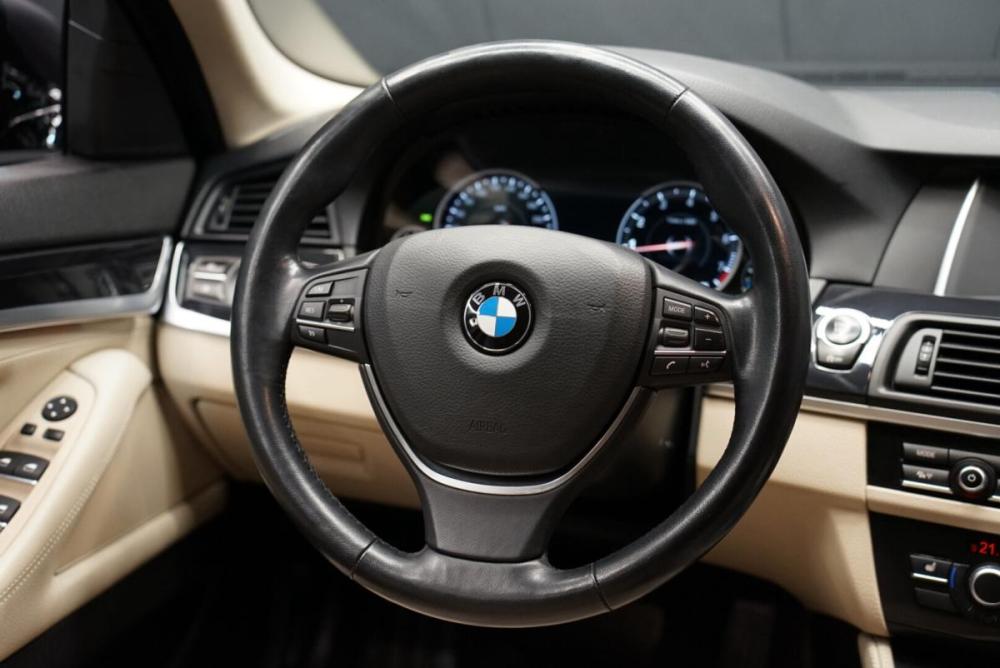 BMW 5 серии VI (F10/F11/F07) Рестайлинг Крым  - изображение 15