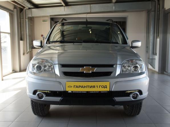 Chevrolet Niva I Рестайлинг с пробегом 2016 года, цена 689 000 рублей, 105000 км, внедорожник, Автокод Объявления
