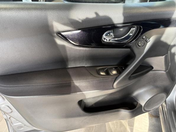 Nissan Qashqai II с пробегом 2016 года, цена 1 800 000 рублей, 51421 км, внедорожник, Автокод Объявления