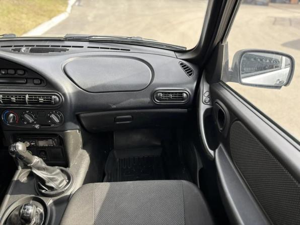 Chevrolet Niva I Рестайлинг с пробегом 2013 года, цена 450 000 рублей, 240000 км, внедорожник, Автокод Объявления