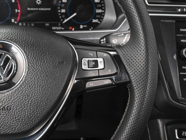 Volkswagen Tiguan II с пробегом 2018 года, цена 2 548 000 рублей, 107537 км, внедорожник, Автокод Объявления