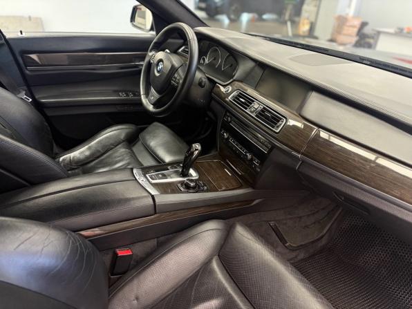 BMW 7 серии V (F01/F02/F04) с пробегом 2009 года, цена 780 000 рублей, 256742 км, седан, Автокод Объявления