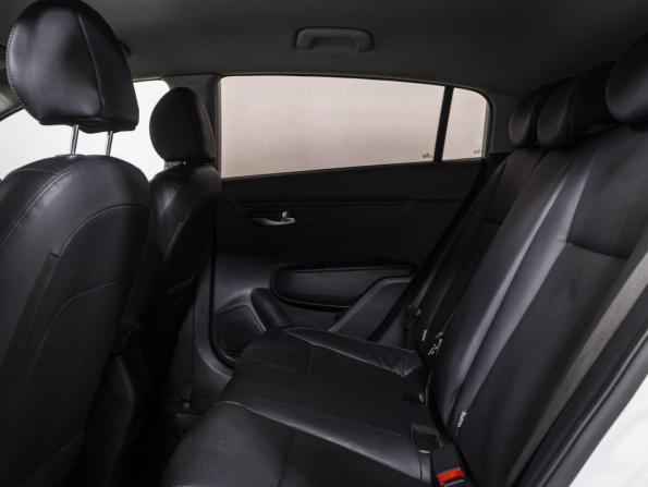 Kia Rio IV Рестайлинг с пробегом 2021 года, цена 1 679 000 рублей, 96500 км, хэтчбек, Автокод Объявления