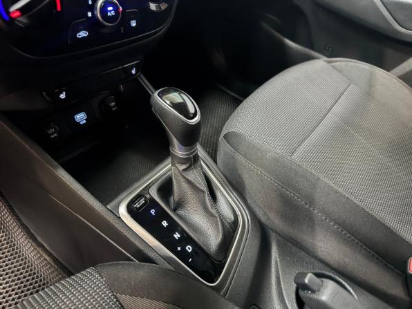 Hyundai Solaris II с пробегом 2019 года, цена 1 595 000 рублей, 32220 км, седан, Автокод Объявления