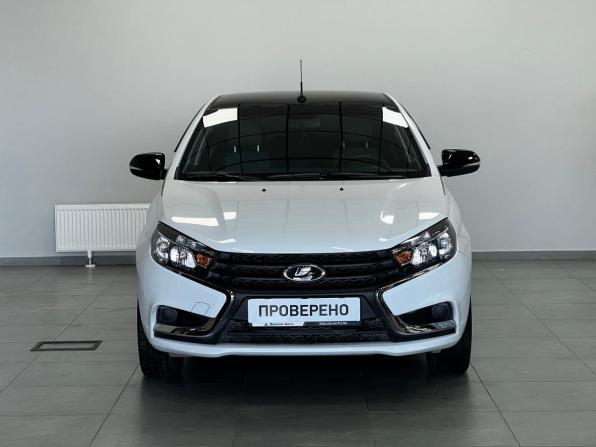 Lada (ВАЗ) Vesta I с пробегом 2022 года, цена 1 350 000 рублей, 31863 км, седан, Автокод Объявления