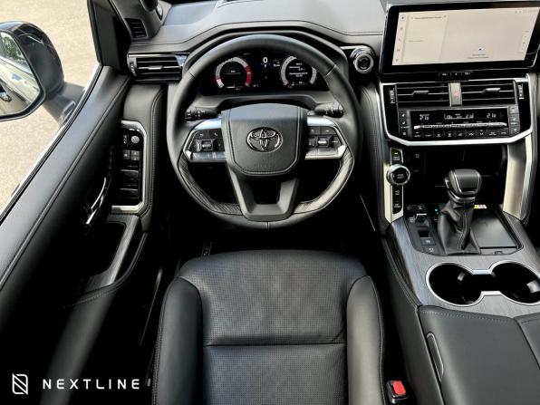 Новый Toyota Land Cruiser 300 Series 2026 года, цена 17 490 000 рублей, внедорожник, Автокод Объявления
