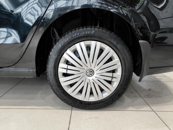 Volkswagen Polo V Рестайлинг с пробегом 2017 года, цена 1 050 000 рублей, 76874 км, седан, Автокод Объявления