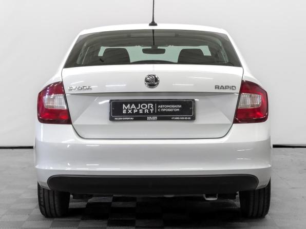 Skoda Rapid I Рестайлинг с пробегом 2019 года, цена 990 000 рублей, 134795 км, лифтбек, Автокод Объявления