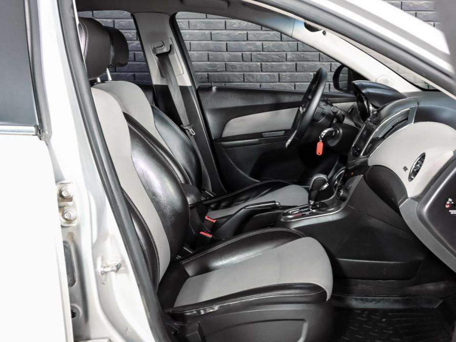 Chevrolet Cruze I Рестайлинг Екатеринбург  - изображение 10
