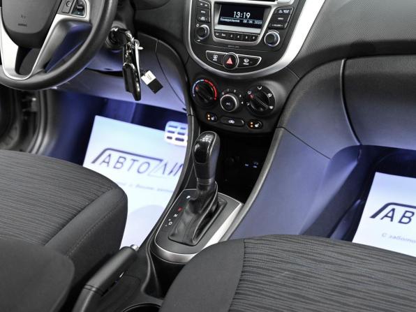 Hyundai Solaris I Рестайлинг с пробегом 2016 года, цена 535 000 рублей, 106613 км, седан, Автокод Объявления