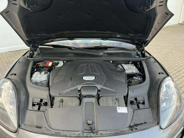 Porsche Cayenne III с пробегом 2018 года, цена 6 299 000 рублей, 87870 км, внедорожник, Автокод Объявления