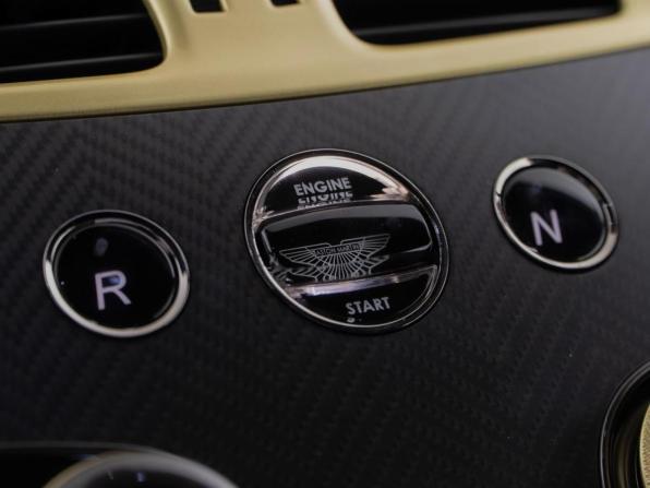 Aston Martin Vanquish Zagato II с пробегом 2019 года, цена 80 900 000 рублей, 4955 км, хэтчбек, Автокод Объявления