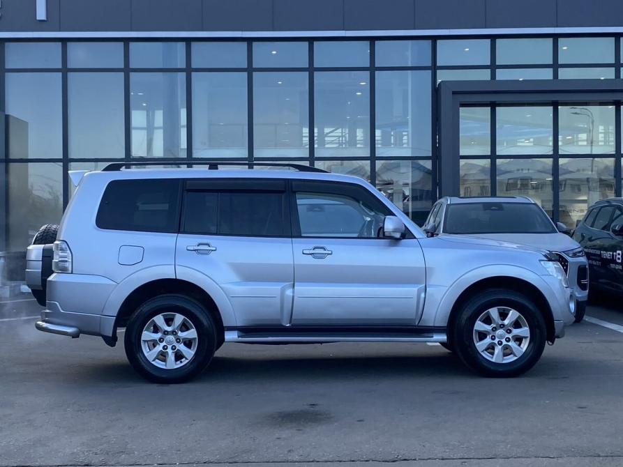 Mitsubishi Pajero IV Рестайлинг 1 Москва  - изображение 4