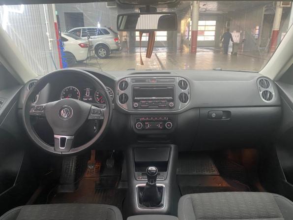 Volkswagen Tiguan I Рестайлинг с пробегом 2014 года, цена 1 498 000 рублей, 124410 км, внедорожник, Автокод Объявления