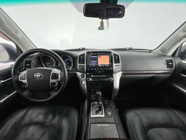 Toyota Land Cruiser 200 Series Рестайлинг 1 с пробегом 2014 года, цена 3 600 000 рублей, 292000 км, внедорожник, Автокод Объявления