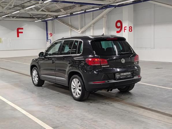 Volkswagen Tiguan I Рестайлинг с пробегом 2015 года, цена 1 399 000 рублей, 278294 км, внедорожник, Автокод Объявления