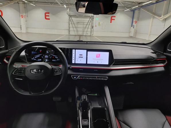 Geely Coolray I Рестайлинг с пробегом 2024 года, цена 2 199 000 рублей, 24218 км, внедорожник, Автокод Объявления