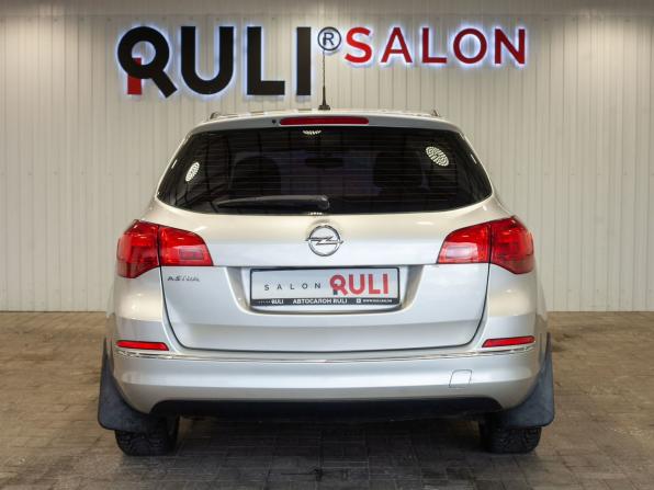 Opel Astra J Рестайлинг с пробегом 2013 года, цена 845 000 рублей, 195233 км, универсал, Автокод Объявления