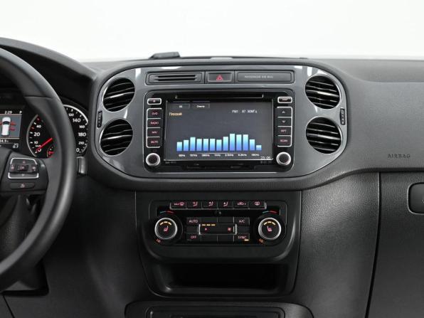 Volkswagen Tiguan I Рестайлинг с пробегом 2013 года, цена 865 000 рублей, 135917 км, внедорожник, Автокод Объявления