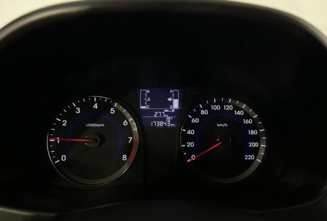 Hyundai Solaris I Рестайлинг с пробегом 2016 года, цена 1 000 000 рублей, 173843 км, седан, Автокод Объявления