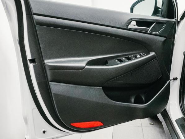 Hyundai Tucson III с пробегом 2018 года, цена 1 899 000 рублей, 101100 км, внедорожник, Автокод Объявления
