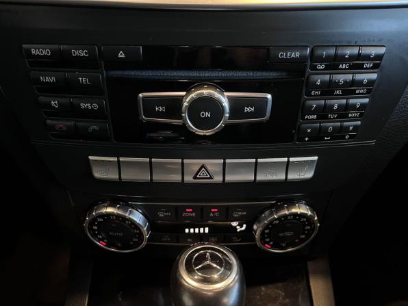 Mercedes-Benz C-Класс III (W204) Рестайлинг с пробегом 2011 года, цена 1 500 000 рублей, 142550 км, седан, Автокод Объявления