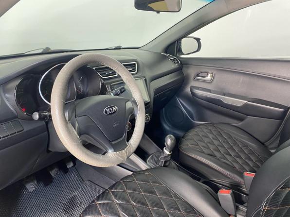 Kia Rio III Рестайлинг с пробегом 2016 года, цена 935 000 рублей, 78000 км, седан, Автокод Объявления