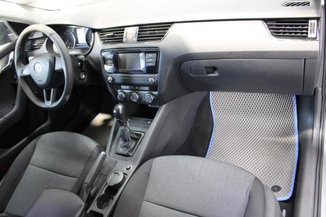 Skoda Octavia III (A7) с пробегом 2015 года, цена 1 057 000 рублей, 220684 км, лифтбек, Автокод Объявления