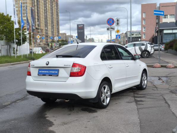 Skoda Rapid I с пробегом 2014 года, цена 805 000 рублей, 204681 км, седан, Автокод Объявления
