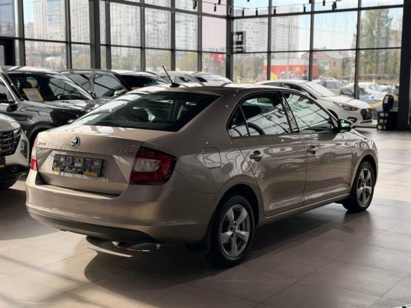 Skoda Rapid I Рестайлинг с пробегом 2018 года, цена 1 420 000 рублей, 115630 км, лифтбек, Автокод Объявления