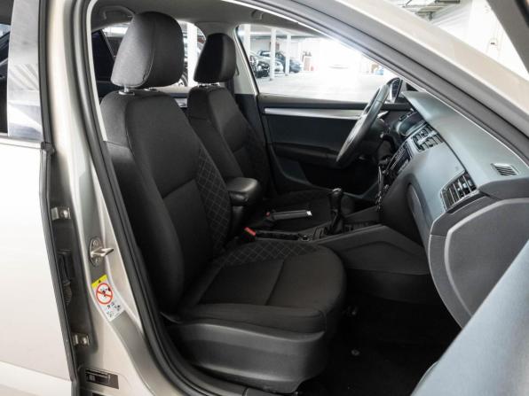 Skoda Octavia III (A7) Рестайлинг с пробегом 2018 года, цена 1 629 000 рублей, 114133 км, лифтбек, Автокод Объявления