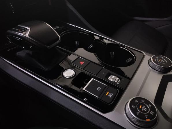 Volkswagen Touareg III с пробегом 2021 года, цена 5 900 000 рублей, 153595 км, внедорожник, Автокод Объявления
