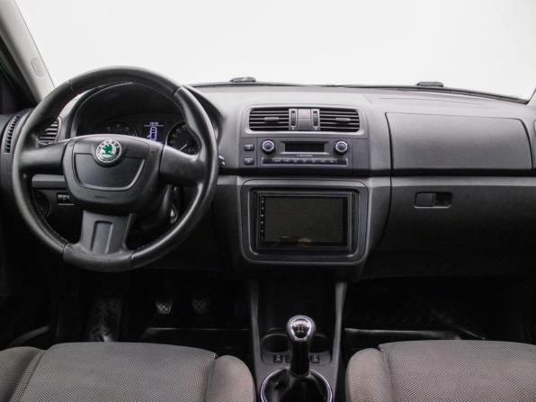 Skoda Fabia II Рестайлинг с пробегом 2010 года, цена 558 000 рублей, 271000 км, хэтчбек, Автокод Объявления