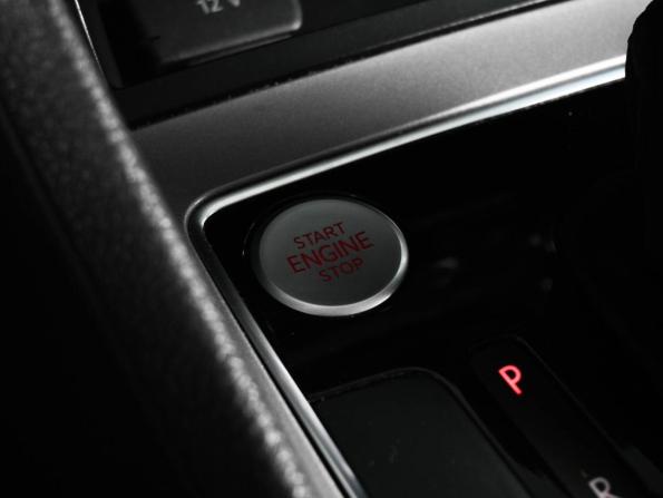 Volkswagen Passat (North America and China) II (NA Market) с пробегом 2020 года, цена 2 369 000 рублей, 89662 км, седан, Автокод Объявления