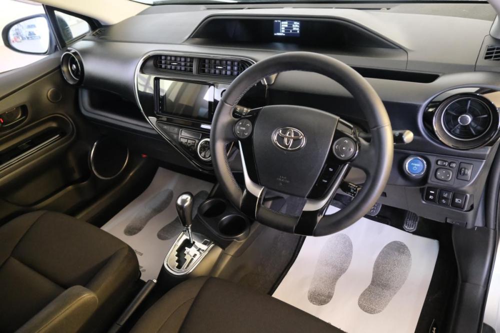 Toyota Aqua I Рестайлинг 2 Омск  - изображение 10