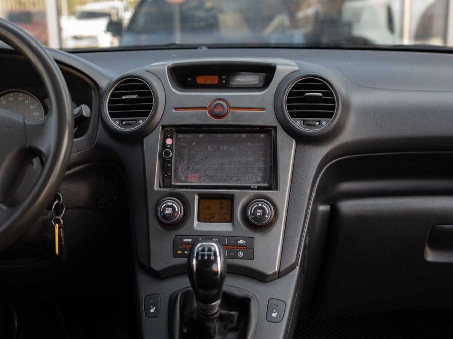 Kia Carens II (UN) Новосибирск  - изображение 13